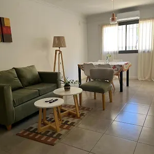 Luminoso Departamento En Zona Residencial Apartamento Mendoza
